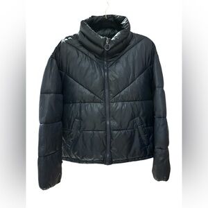 Elegant Black Puffer Jacket for Women